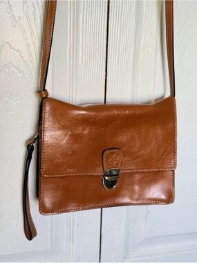 Patricia Nash Lanza Crossbody Organizer Bag - Biscuit Tan Leather (P14106)